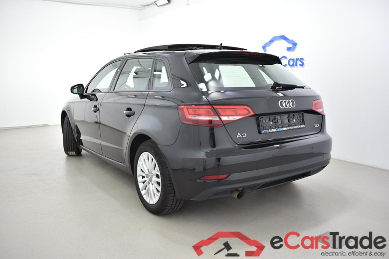 Audi A3 SB 1.6 TDi Pano Xenon Navi Leather Klima PDC ... #4