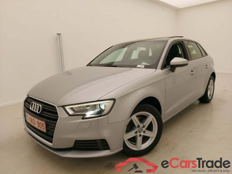 Audi A3 SB 1.6 TDi Pano Xenon Navi Klima PDC ...