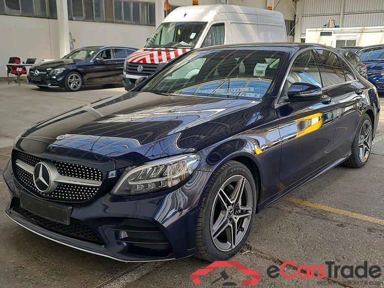 MERCEDES-BENZ C-Klasse 1.6 C 180 D  AMG Line (interior & exterior)  Advantage