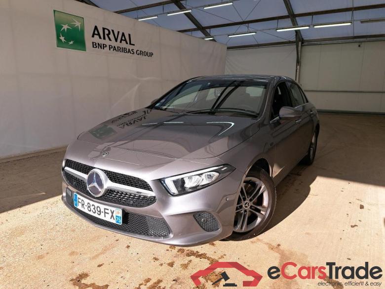 Mercedes A 250 e Business Line 8G-DCT MERCEDES-BENZ Classe A Compact / 2018 / 5P / Berline A 250 e Business Line 8G-DCT #1