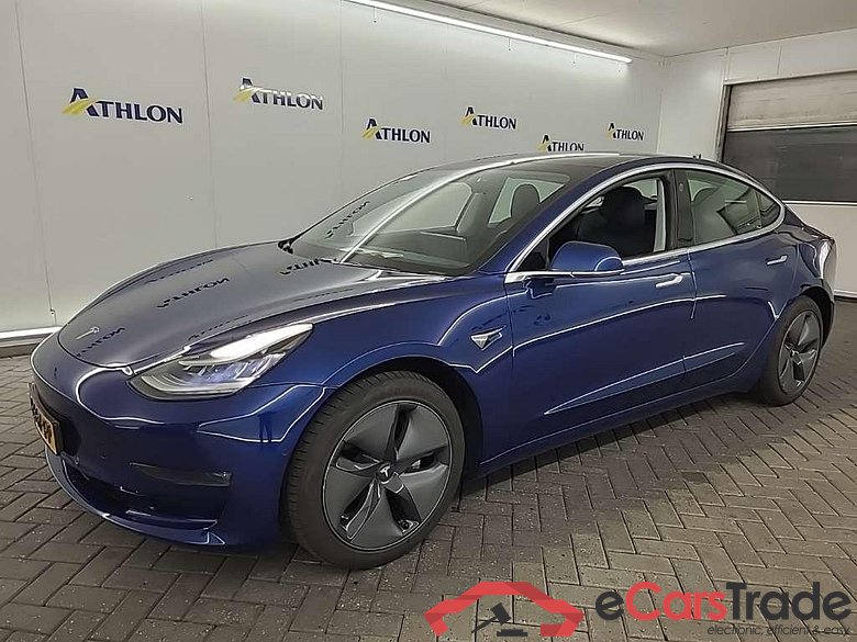 Tesla Model 3 Long Range Dual Motor AWD 4D 335kW