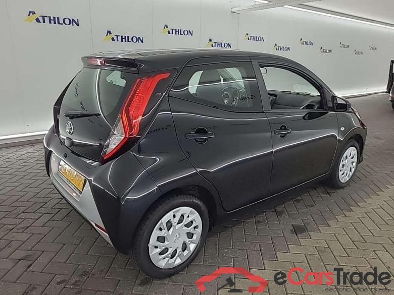 TOYOTA Aygo 1.0 VVT-i x-play 5D 53kW #3