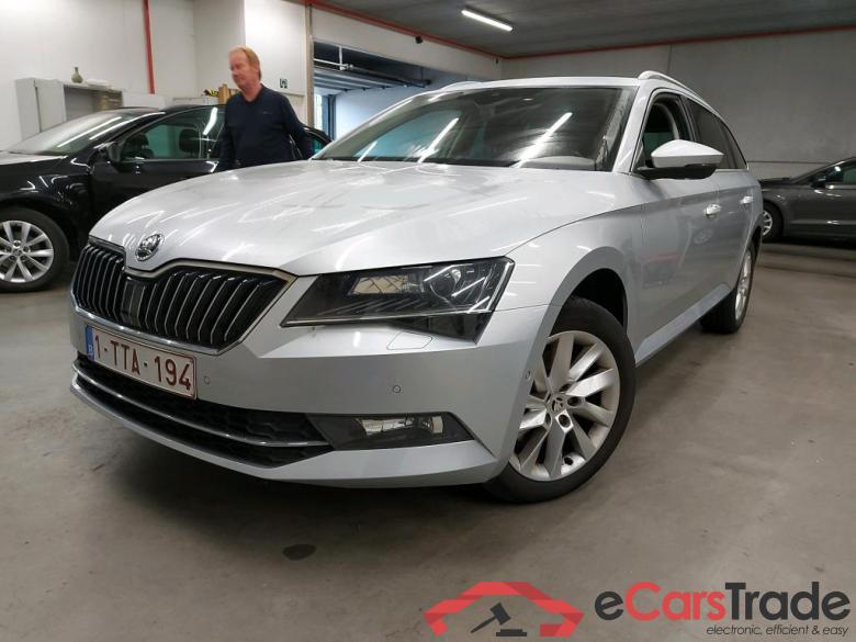 SKODA - SUPERB COMBI CRTDI 120PK DSG7 Style & GPS & Comfort & Premium