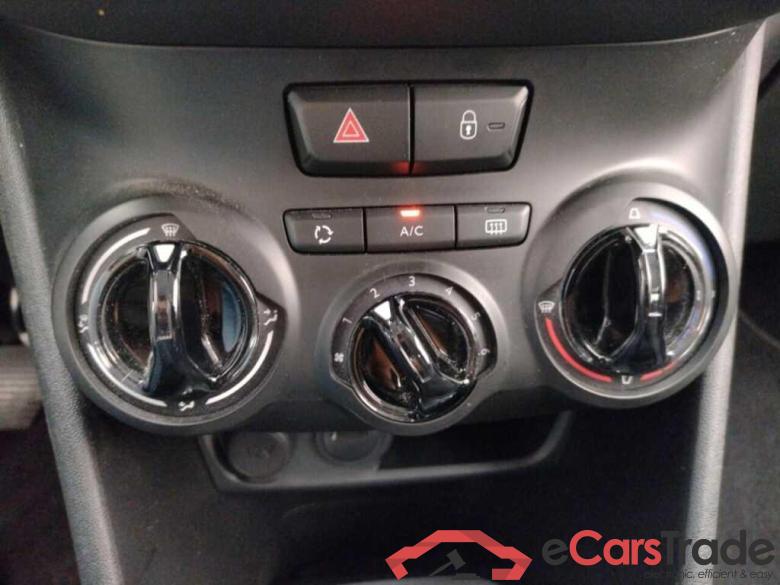 PEUGEOT 208 1.2 puretech signature 60kW #5