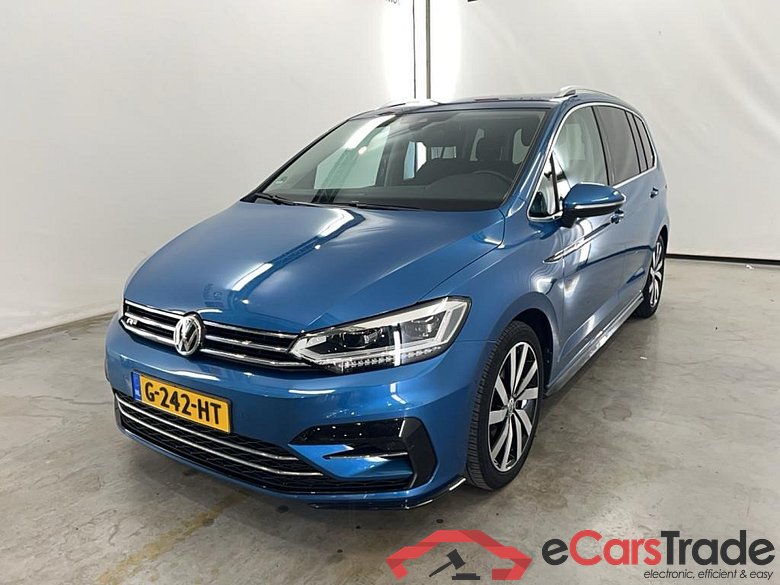 VOLKSWAGEN TOURAN 1.5 TSI 150pk BMT DSG 7pl Highline Business R