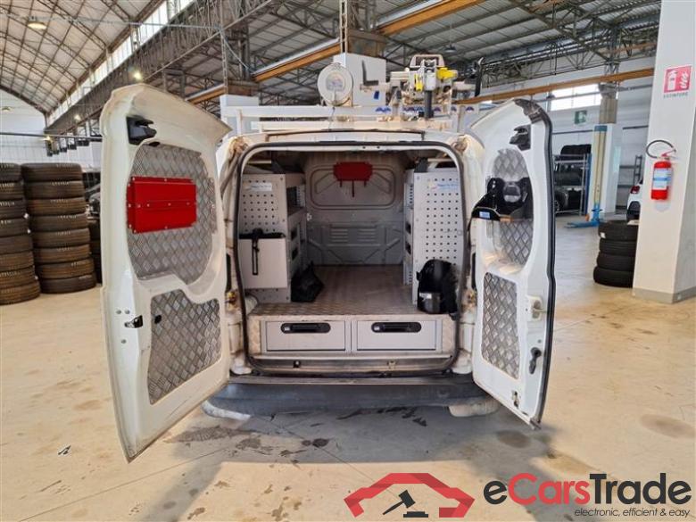 Fiat 2 FIAT FIORINO 2011 FURGONE 4PORTE 1.3 MULTIJET 16V 70KW ADVENTURE #5