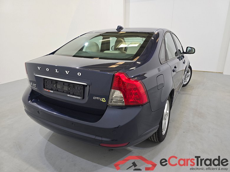Volvo S40 1.6D Pano Navi Leather Klima PDC... #3