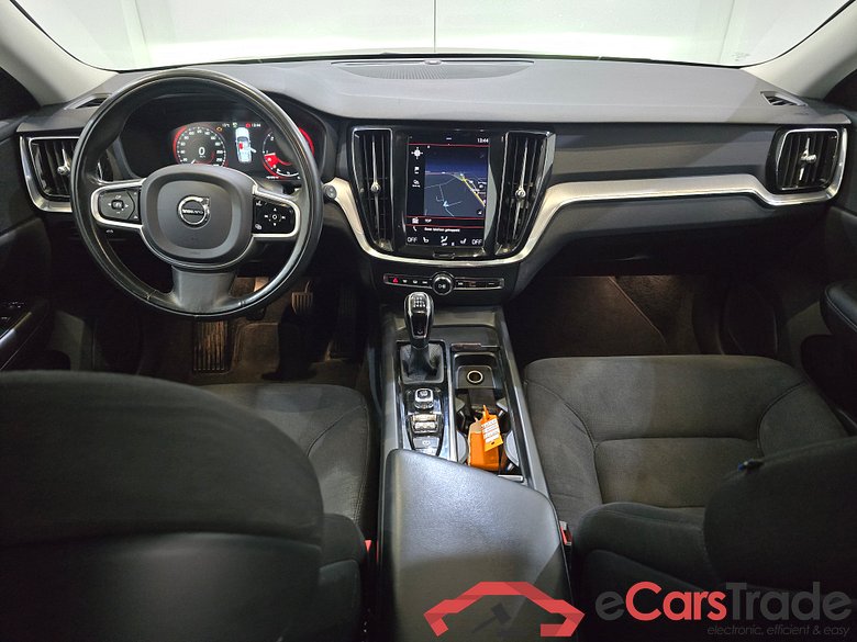 Volvo V60 2.0 D3 Momentum LED-Xenon Virtual Navi KeylessGo Camera Klima PDC ... #6