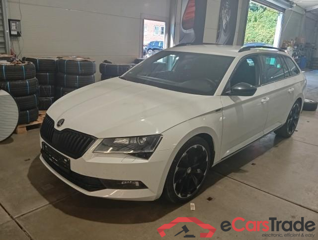 Skoda Superb Wagon ´15 Superb Combi SportLine 2.0 TDI 140KW AT7 E6