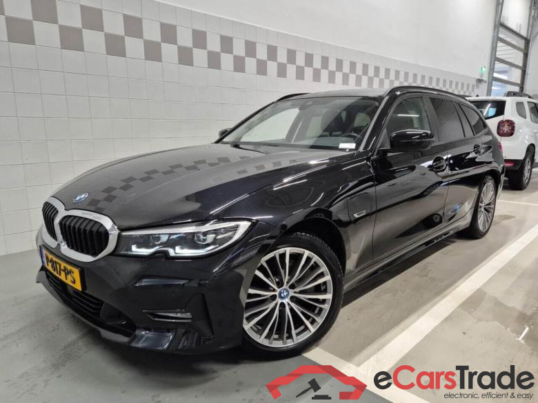 BMW 3-serie Touring 320eA Business Edition Plus