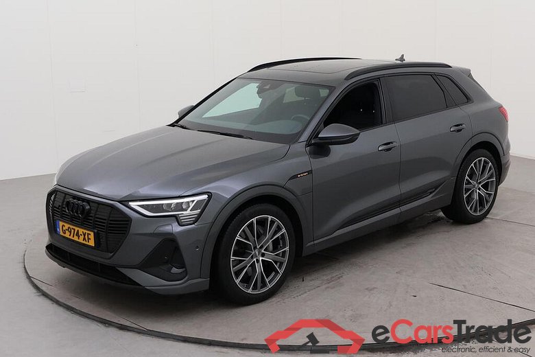 AUDI e-tron  #1