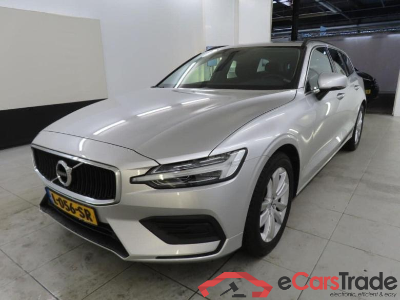 VOLVO V60 2.0 B3 Momentum Business