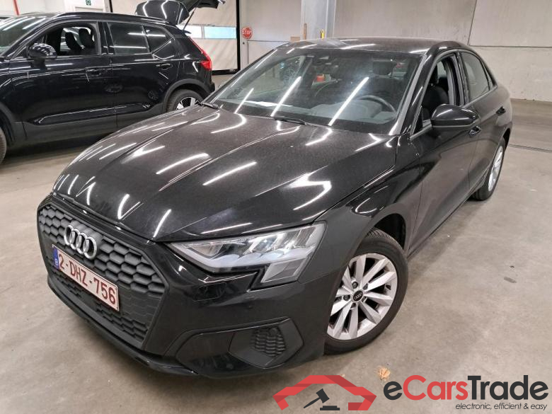 AUDI - AUD A3 BERLINE 30 TDi 116PK Attraction Pack Business