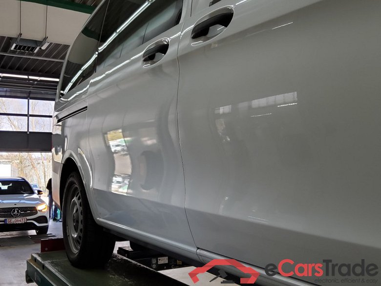 Mercedes-Benz Vito Tourer (447)(07.2014->) DE - Kb4 114 CDI EU6d, Base RWD lang (EURO 6d), (Facelift) 2021 - 2024 #4