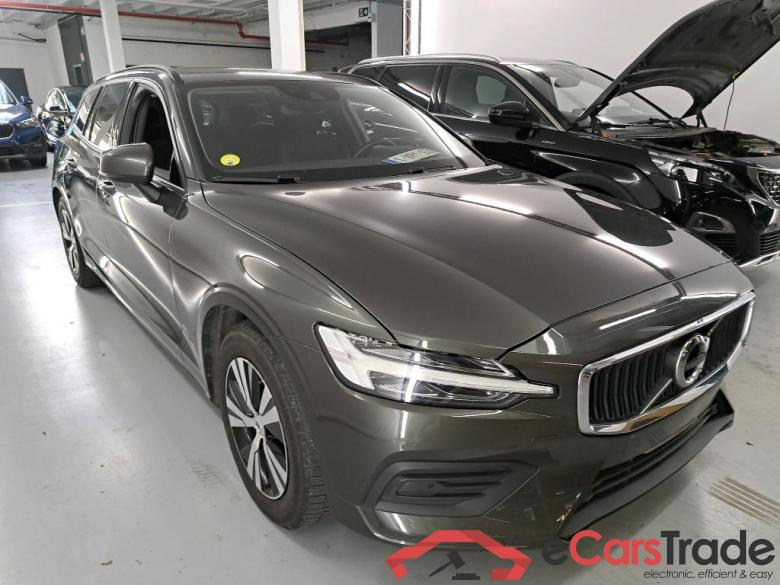 VOLVO V60 DIESEL - 2018 2.0 D3 Geartronic STOCK Winter Sensus Navigation #2