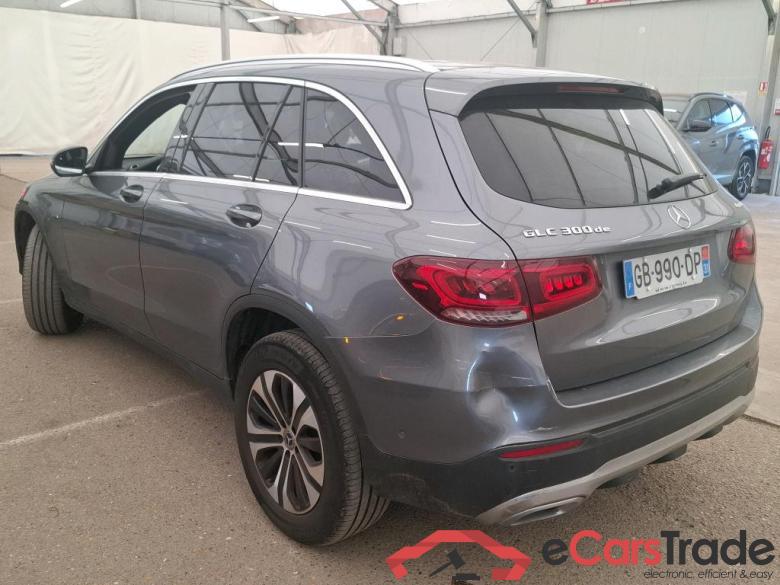 Mercedes GLC 300 de Business Line 4Matic MERCEDES-BENZ GLC / 2019 / 5P / SUV GLC 300 de Business Line 4Matic #2