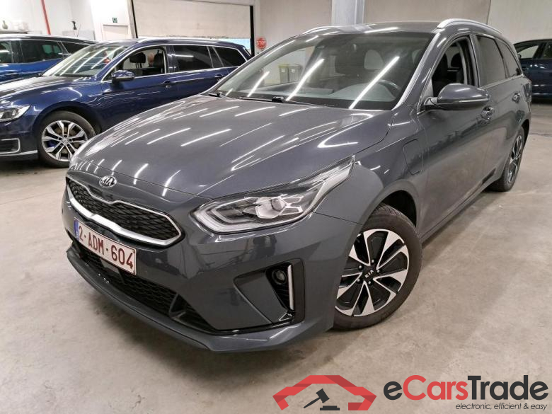 KIA - KIA CEED SPORTSWAGON GDi 141PK PHEV DCT ISG Sense & Pack Leather & Navigation & Adas III & Foldable Trailer Hook  * HYBRID *