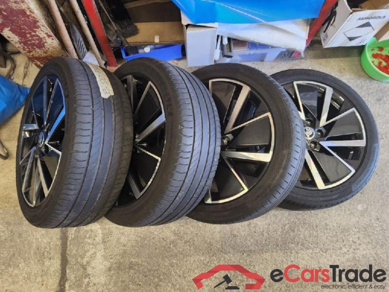 Skoda Octavia Wagon ´20 Octavia Combi Ambition 2.0 TDI 110KW AT7 E6d #1