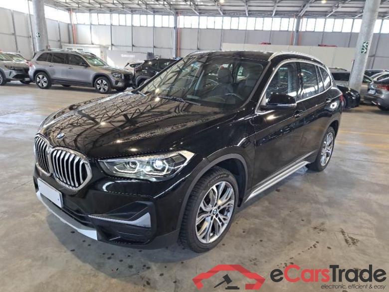 BMW 17 BMW X1 / 2019 / 5P / SUV SDRIVE 18D XLINE #1