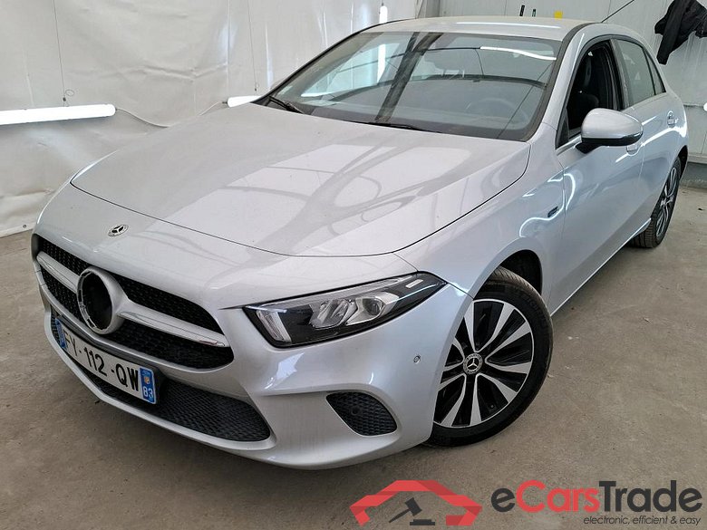 Mercedes A 250 e Business Line 8GDCT MERCEDES-BENZ Classe A Compact  2018  5P  Berline A 250 e Business Line 8GDCT