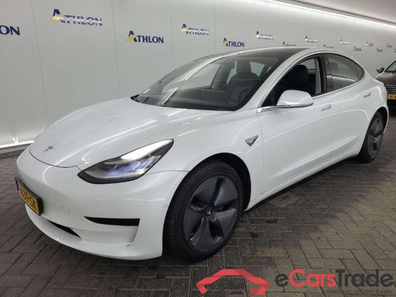 Tesla Model 3 Standard Range Plus RWD 4D 225kW #1