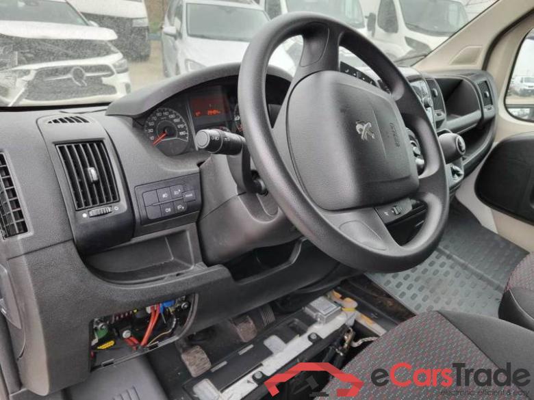 Peugeot 79 PEUGEOT BOXER / 2014 / 4P / FURGONE 335 L2H2 2.0 BLUEHDI 130CV #3
