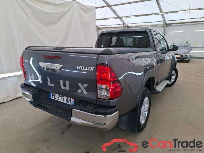 Toyota 4WD 2.4 D-4D X-tra Cabine Légende Sport TOYOTA Hilux XC VU 4p Pick-up 4WD 2.4 D-4D X-tra Cabine Légende Sport #3