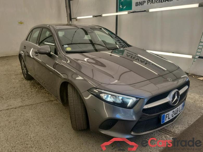 Mercedes A 180 d Business Line MERCEDES-BENZ Classe A Compact / 2018 / 5P / Berline A 180 d Business Line #4