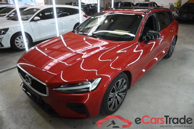 Volvo V60 ´18 V60 Kombi R-Design 2.0 D4 140KW AT8 E6dT #1