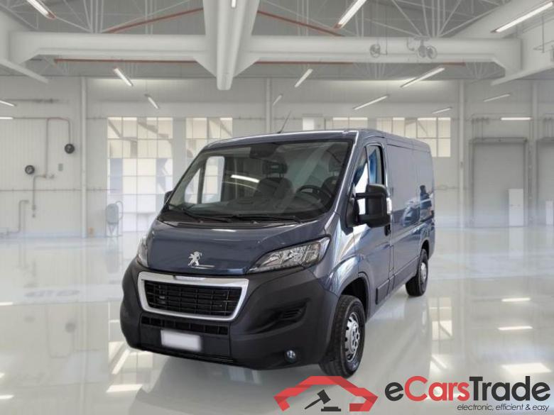 Peugeot 134 PEUGEOT BOXER / 2014 / 4P / FURGONE 330 L1H1 2.2 BLUEHDI 120CV SeS #1