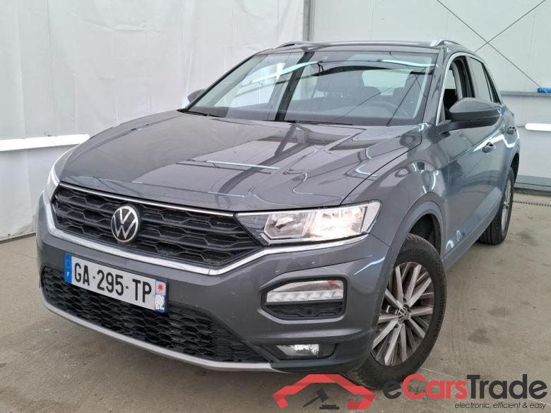 Volkswagen 1.5 TSI 150 EVO LOUNGE BUSINESS DSG7 VOLKSWAGEN T-Roc / 2017 / 5P / SUV 1.5 TSI 150 EVO LOUNGE BUSINESS DSG7