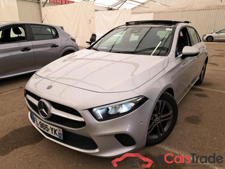 Mercedes A 180 Business Line MERCEDES-BENZ Classe A Compact / 2018 / 5P / Berline A 180 Business Line