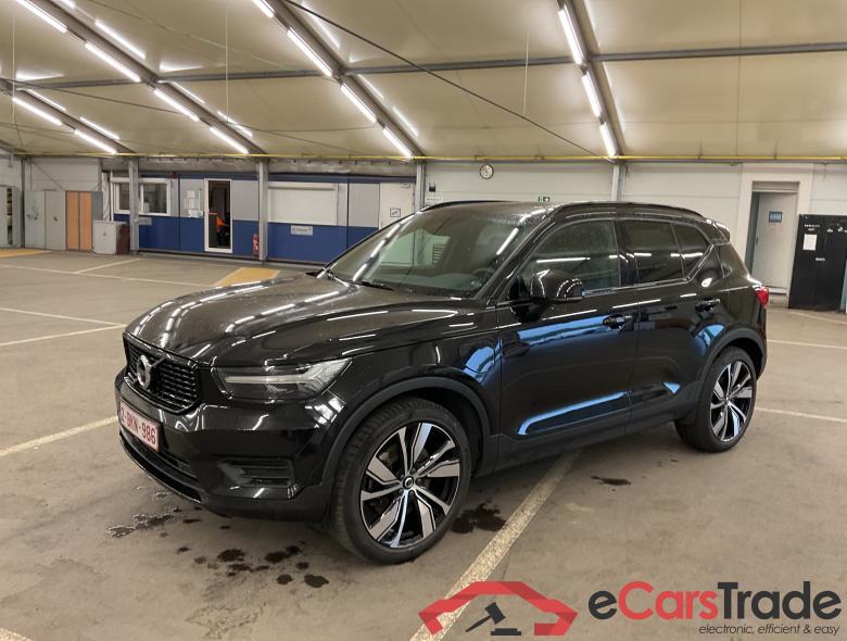 VOLVO XC40 1.5 T5 PHEV R-Design #1