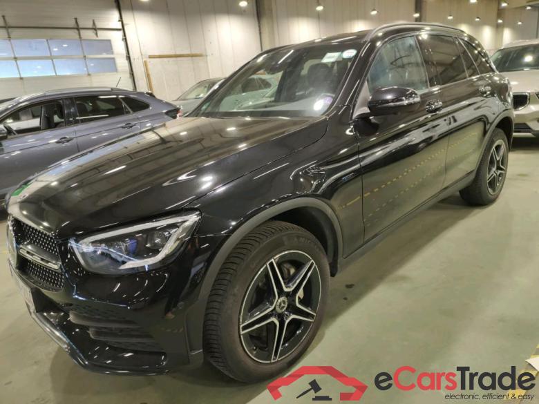 MERCEDES-BENZ GLC 2.0 GLC 300 DE PHEV 4MATIC 4WD AUTO Night Parkeer met 360Au00b0-camera #1