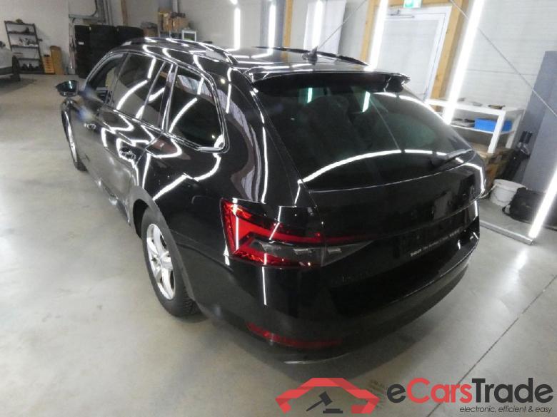 Skoda Superb Wagon ´15 Superb Combi SportLine 2.0 TDI 110KW AT7 E6dT #5