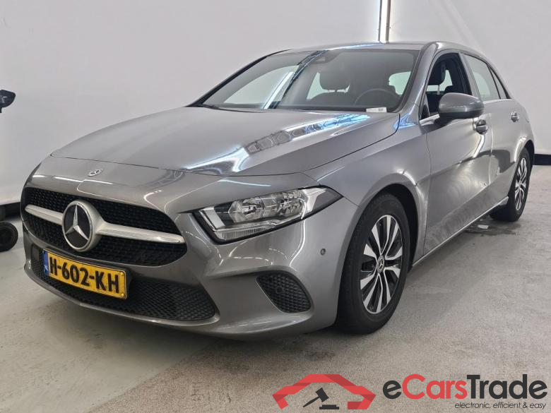 Mercedes A-Class '18 Mercedes-Benz A-Klasse A 160 H6 Business Solution 5d