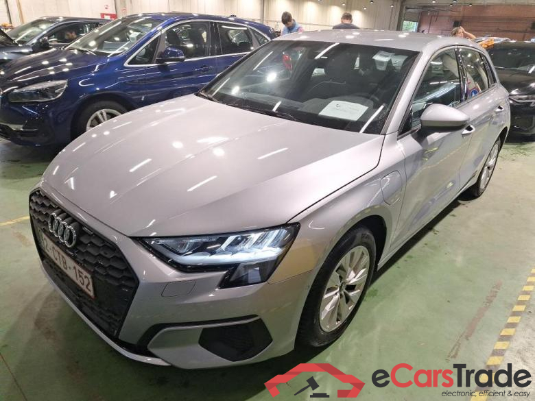 AUDI A3 SPORTBACK 1.4 40 TFSI E S TRONIC SPORTB ATTRACTION Business