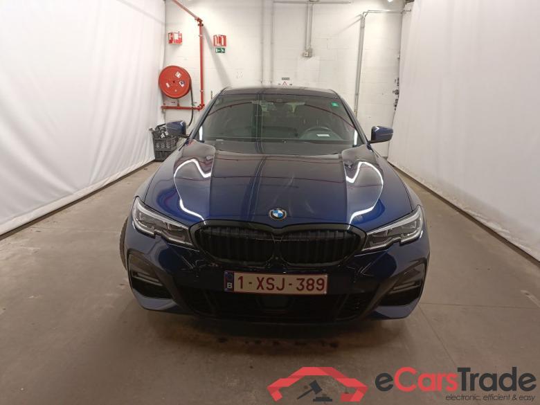 BMW 3 Reeks Berline 318dA (100 kW) 4d #1