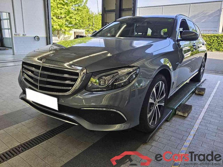 Mercedes-Benz E -Klasse T-Modell (BM 213)(06.2016->) DE - Kb5 E 300 de EU6d-T, T de Exclusive (EURO 6d-TEMP), 2018 - 2020 #1