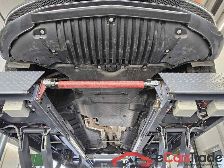 Mercedes-Benz E -Klasse T-Modell (BM 213)(06.2016->) DE - Kb5 E 300 de EU6d-T, T de Exclusive (EURO 6d-TEMP), 2018 - 2020 #5