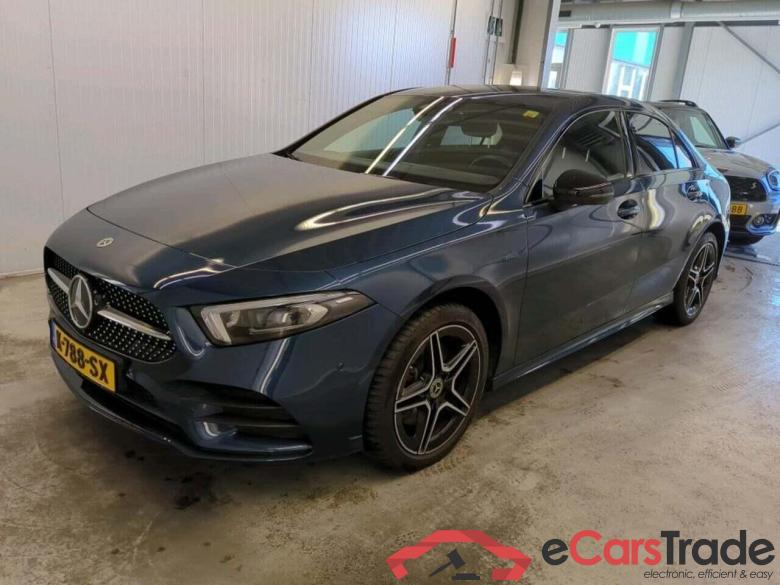 MERCEDES-BENZ A-klasse 250 e Bns Sol. AMG #1