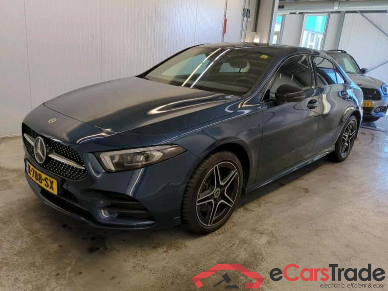 MERCEDES-BENZ A-klasse 250 e Bns Sol. AMG