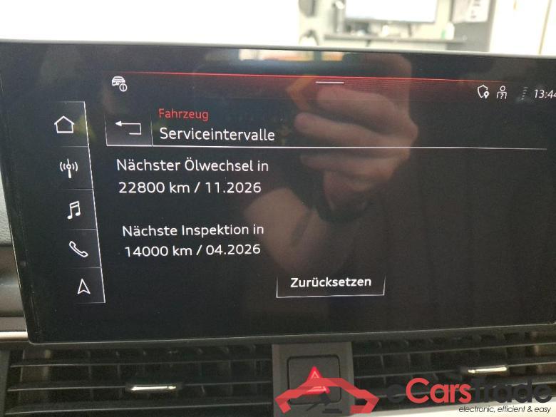 Audi A4 Avant Audi A4 Avant 40 TDI Attraction S tronic quattro 5d #4