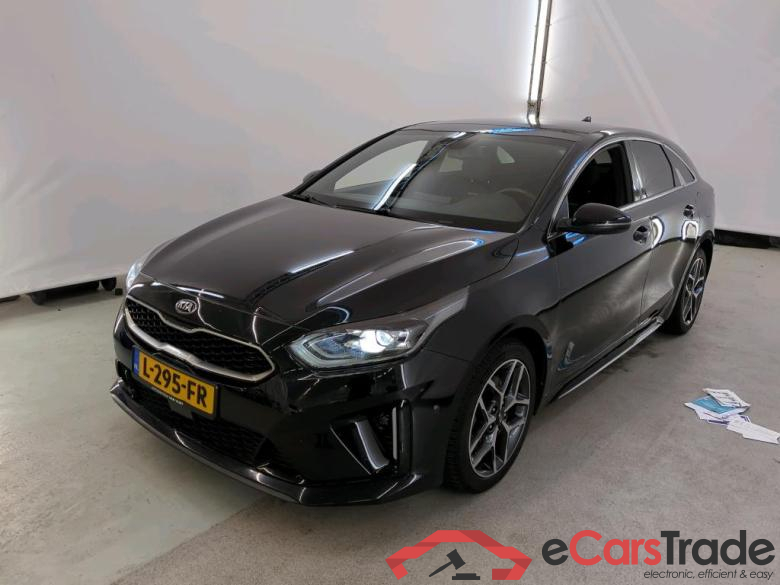 Kia ProCeed FL'21 Kia ProCeed 1.5 T-GDi GT-PlusLine glazen dak 5d