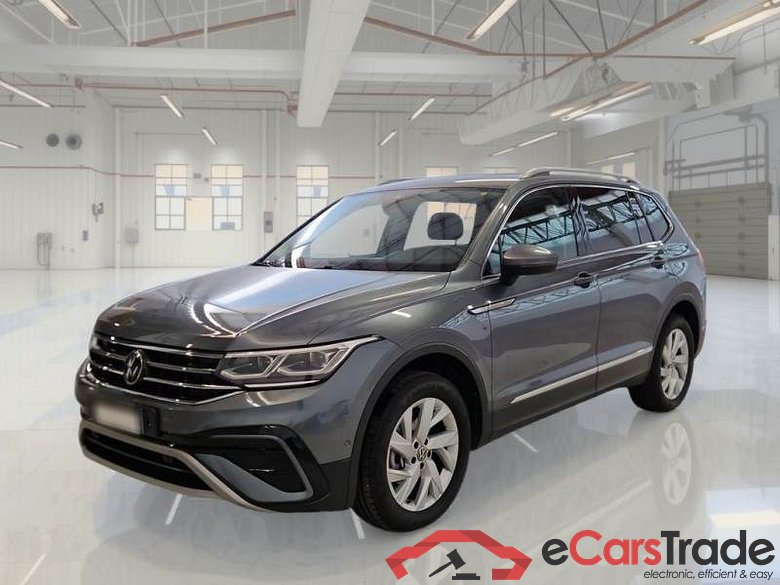 Volkswagen 1 VOLKSWAGEN TIGUAN ALLSPACE / 2021 / 5P / SUV 2.0 TDI SCR ELEGANCE DSG