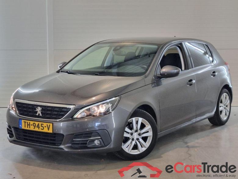 PEUGEOT 308 1.2 PureTech Blue Lease Executive #1