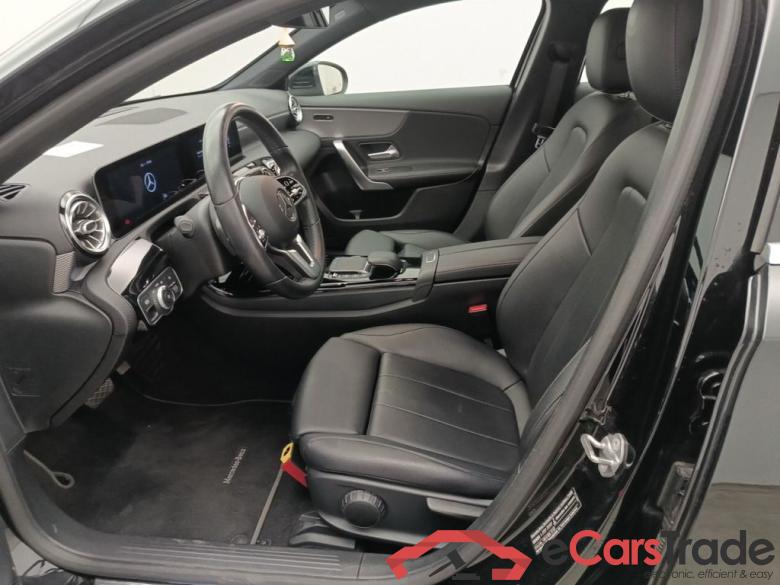 Mercedes-Benz A-Klasse Limousine A 180 d DCT Launch Edition 4d #6