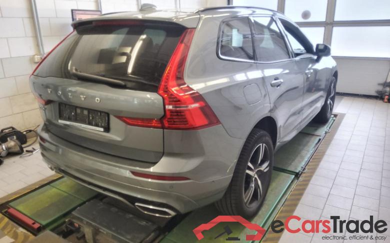 Volvo XC60 (03.2017->) DE - SUV5 T6 Twin Engine AWD EU6d, R Design Plug-In (E6d), 2020 - 2021 #3