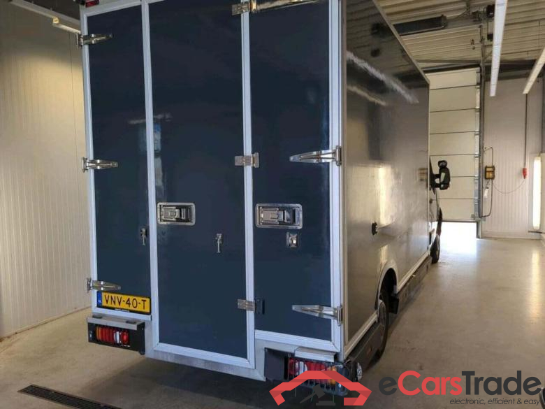 RENAULT Master T35 2.3 dCi L3