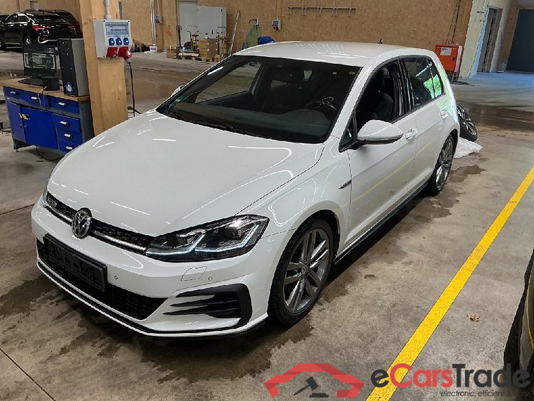 Volkswagen Golf 5d Golf VII Lim. GTD BMT/Start-Stopp 2.0 TDI 135KW AT7 E6 #1